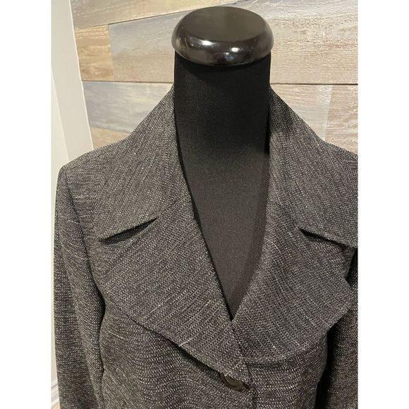 Nine West black suit 14 polyester lined skirt suit EUC w/front cargo style pocke - Picture 5 of 8